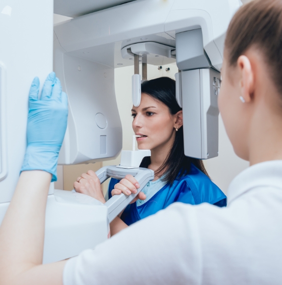 Panoramic dental x-rays on computer